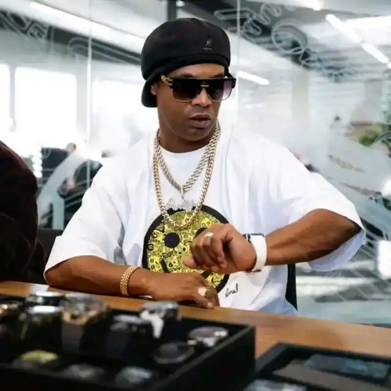 更是足球文 更是足球文