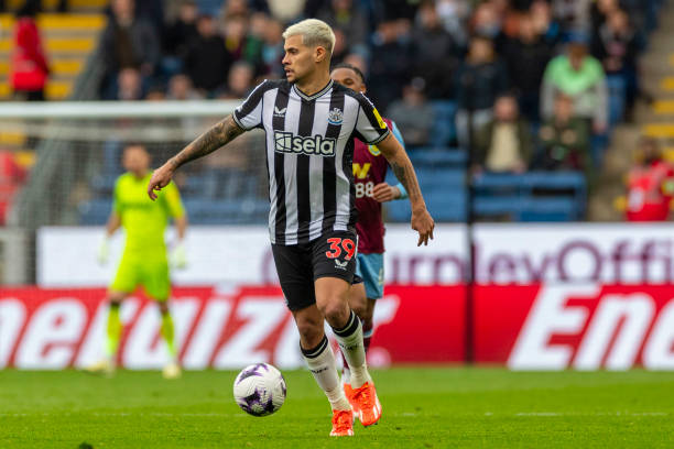 際貢獻都無 際貢獻都無